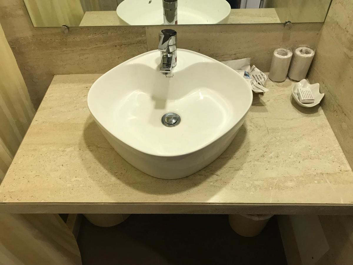 Kohinoor Park Hotel Bombay